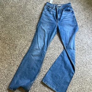 Levis 70s High Flare Size 25